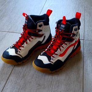 Vans mte goretex boots ultracush women